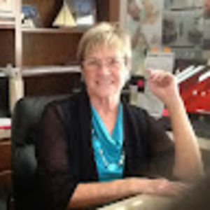 Meet your Posher, Debra